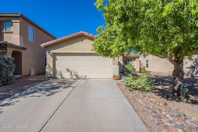 Building Photo - Northwest 3 Bedroom Rental