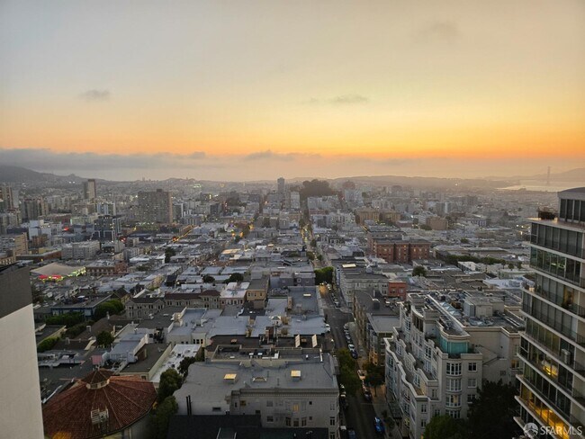 Photo - 1250 Jones St