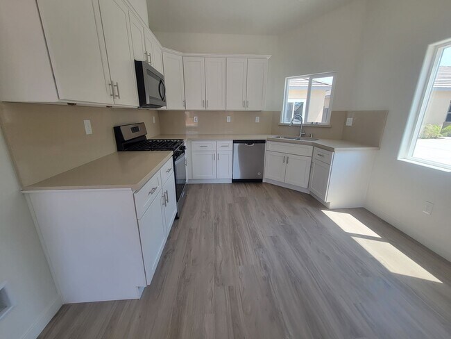 8410 Grandy St Unidad 8410 Grandy St Unit A