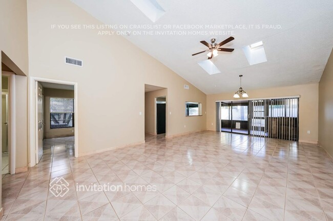 Photo - 2703 SW 5th St