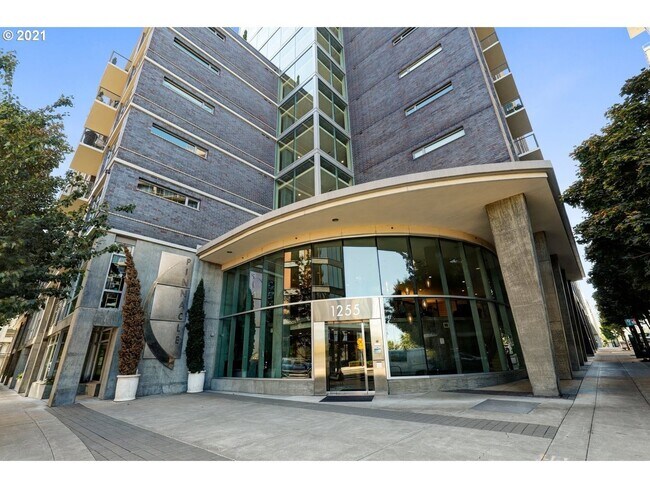 Photo - 1255 NW 9th Ave Unit Pinnacle Condo
