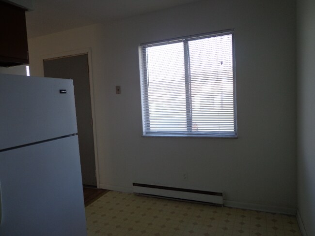 Photo - 713 Cedar Dr Unit 4