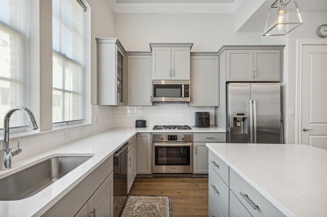 Photo - 626 Dalton Ln