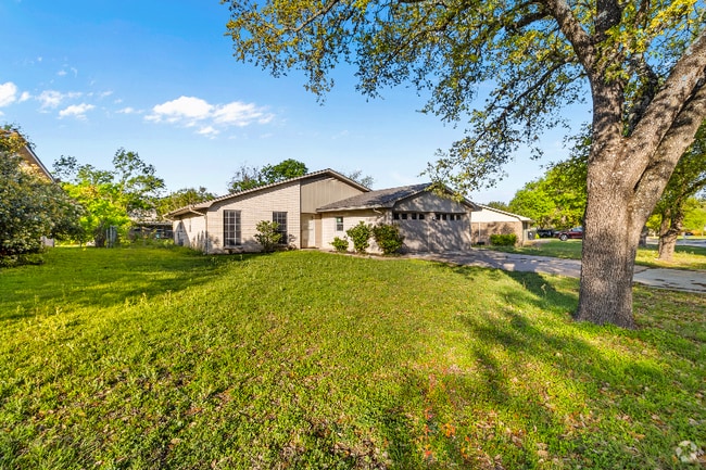 Building Photo - 3913 Chisholm Trail Rental