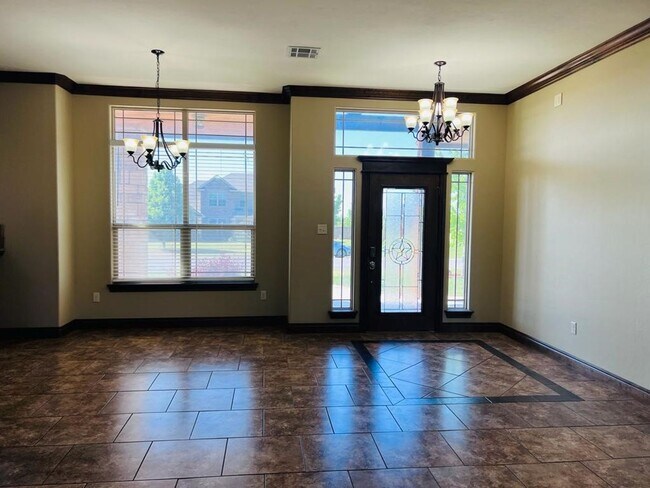 Photo - 1001 Baybrook Dr