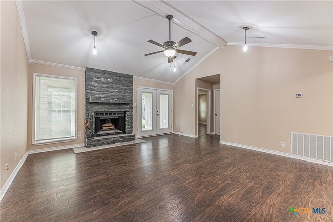 Photo - 1102 End O Trail