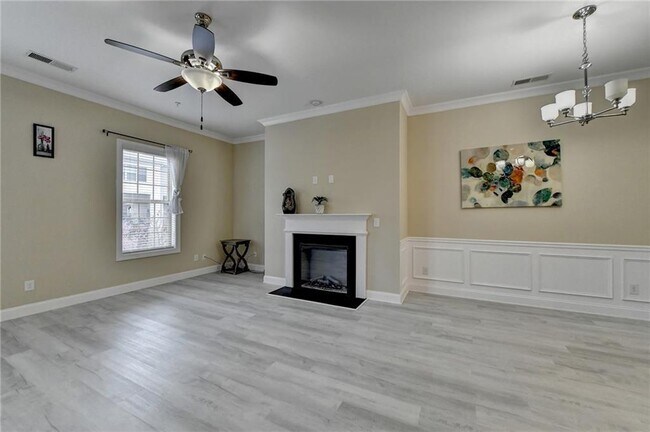 Photo - 2405 Tenor Ln