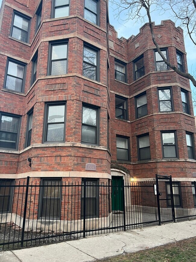 Photo - 7036 S Merrill Ave Condo