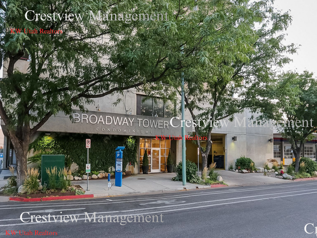 Building Photo - Broadway Condo Unit 901