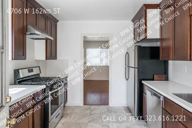 Photo - 4706 W 162nd St