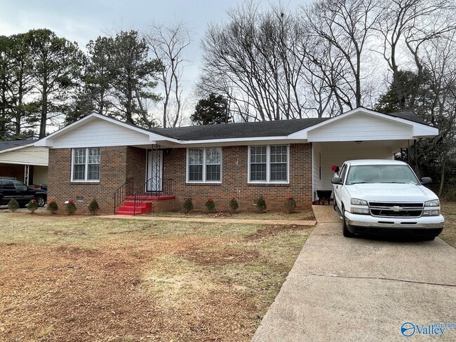 Building Photo - 615 Austin Dr NW
