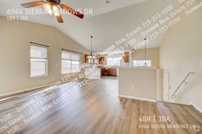 Building Photo - Updated and Open 4 Bedroom, 3 Full Bath Ho... Rental