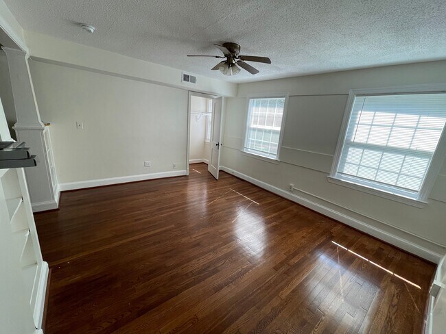 Photo - 4630 New Hampshire Ave NW Unit 3