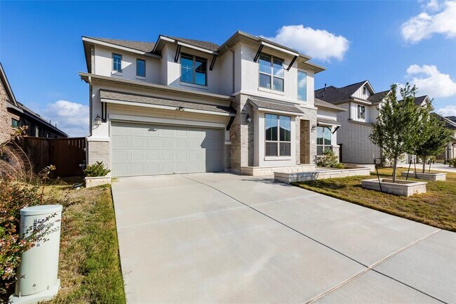 Photo - 212 Charbono St