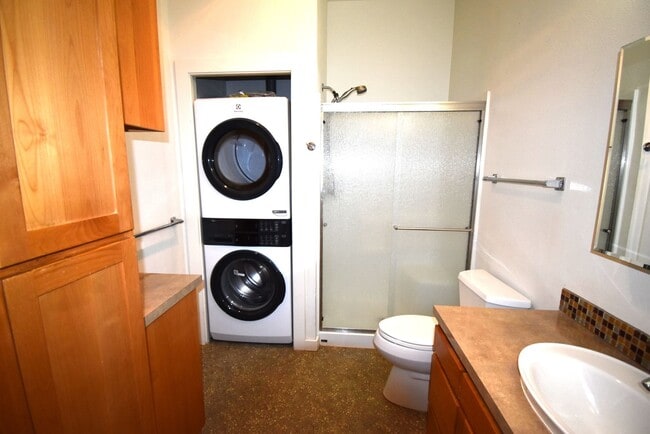 Photo - Sande 211 W. 1st Ave. Unit #205