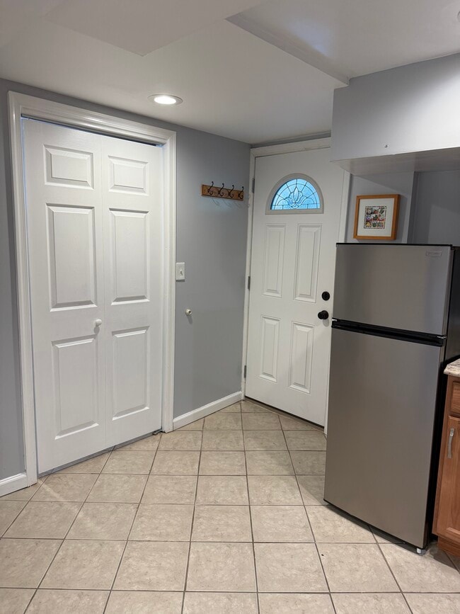 Door/main entrance - 10118 Brunett Ave Apartment Unit Basement