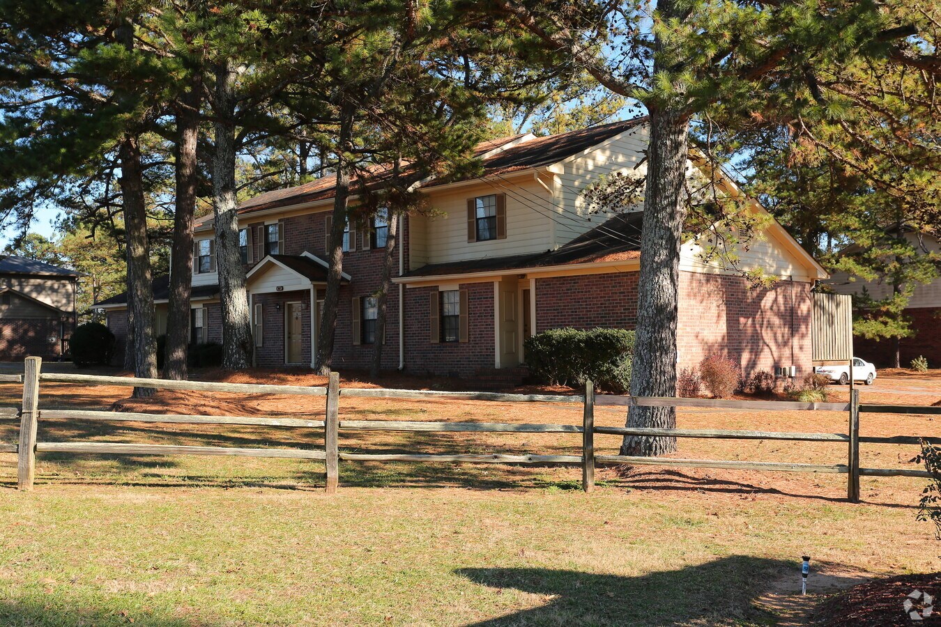 Photo - Willowgate Apartments