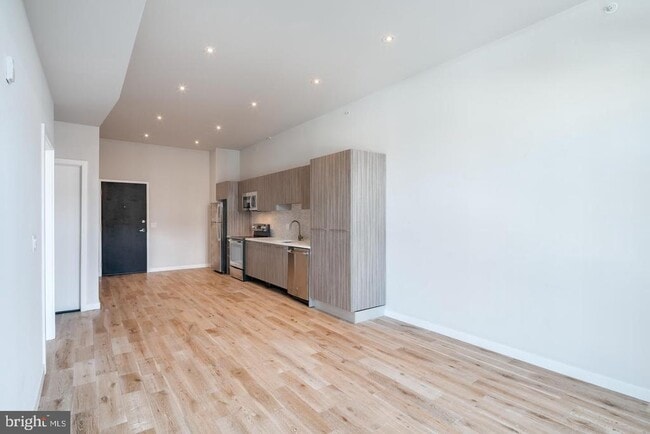 Building Photo - 412 S 13th St Unit 606 Rental