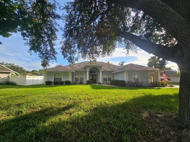 Building Photo - 10934 Versailles Blvd Rental