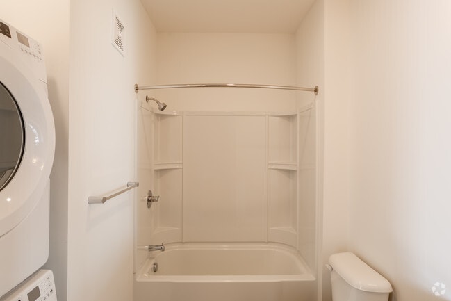1HAB, 1BA - 713 ft²