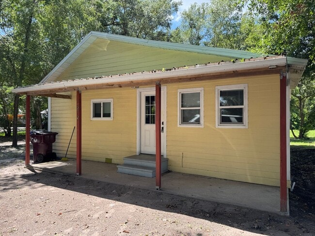 Building Photo - 2 bedroom 1 bath in Saint Cloud ALL UTILIT... Rental