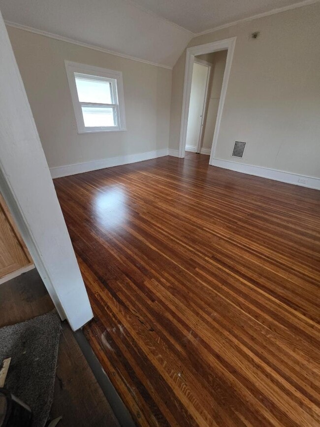 Photo - 19 Taylor St