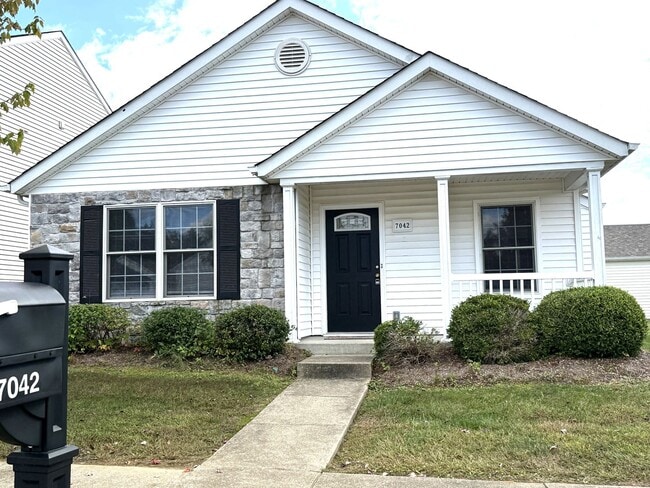 Building Photo - 3 Bedroom Home in the Village Wildwood Sub...