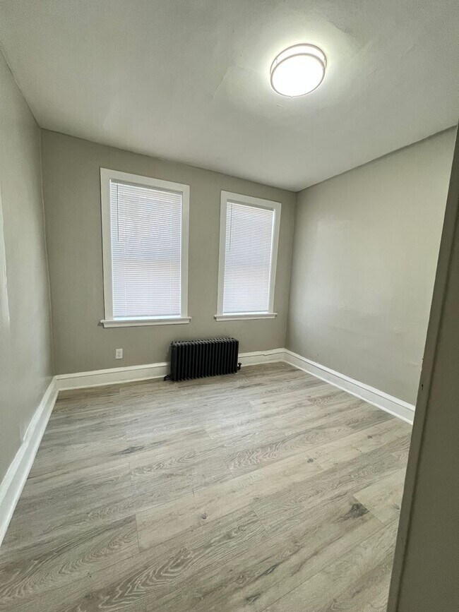 Photo - Remodeled 3b/1.5b House. Section 8 ONLY!