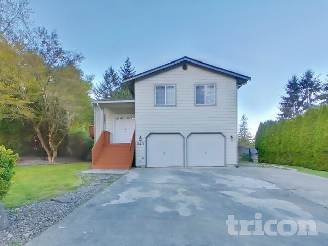 Building Photo - 16216 39th St Ct E