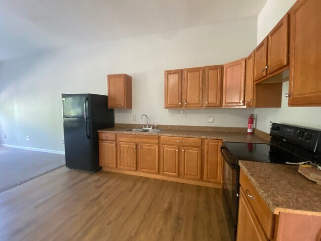 Photo - 3829 N Main St Unit 1