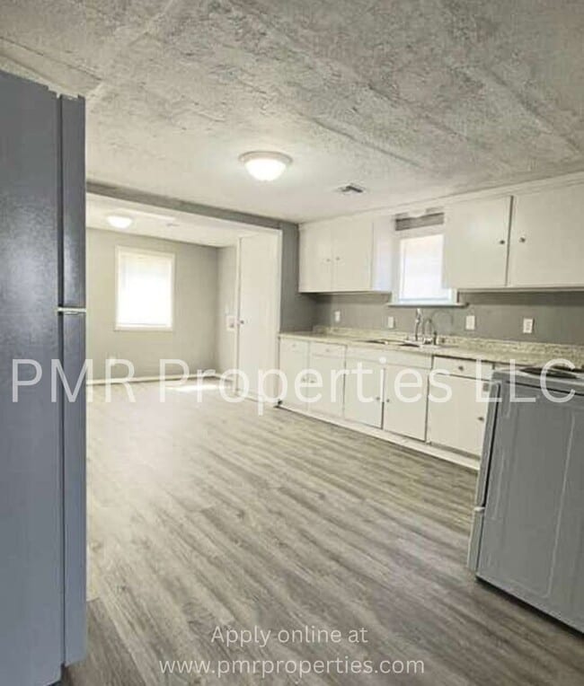 Photo - 2 Bedroom/ 1 Bathroom House