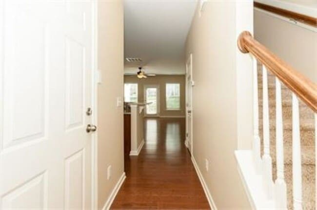 Photo - Townhome close to Downtown Raleigh!