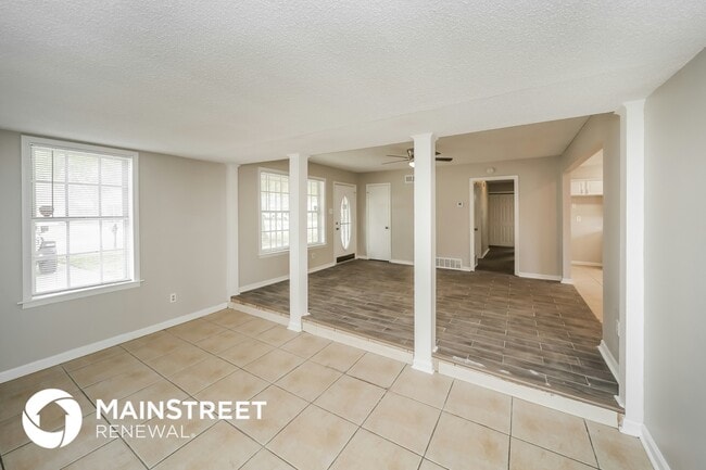 Photo - 2856 Normandy Dr