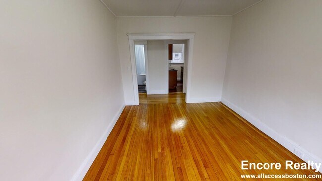 Photo - 1175 Boylston St Unit 3