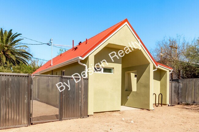 Photo - 615 E Helen St Unit #3