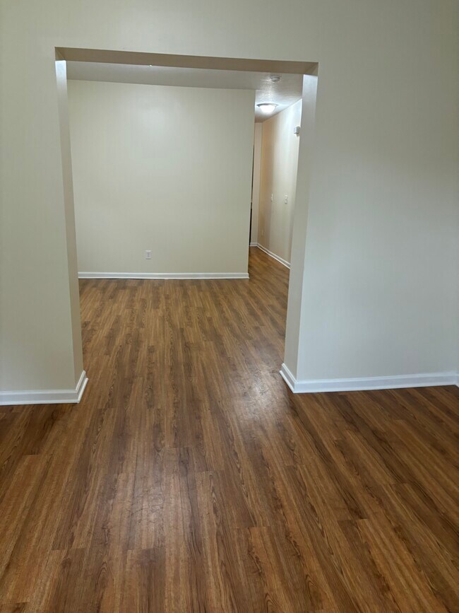 186 W Park Ave Unidad West Park