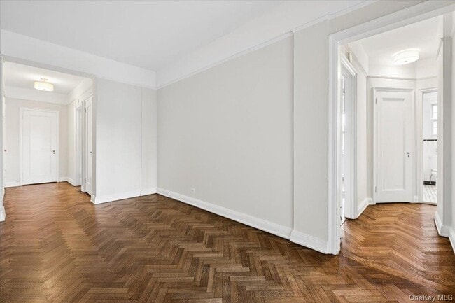 45 Popham Rd Unit 3L