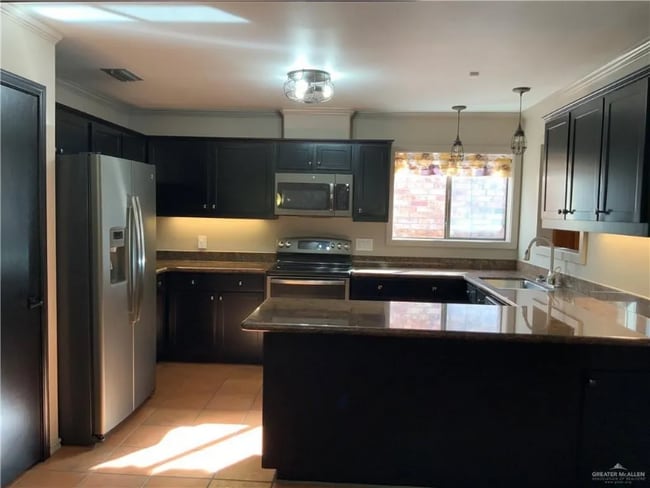Photo - 3620 Gumwood Ave