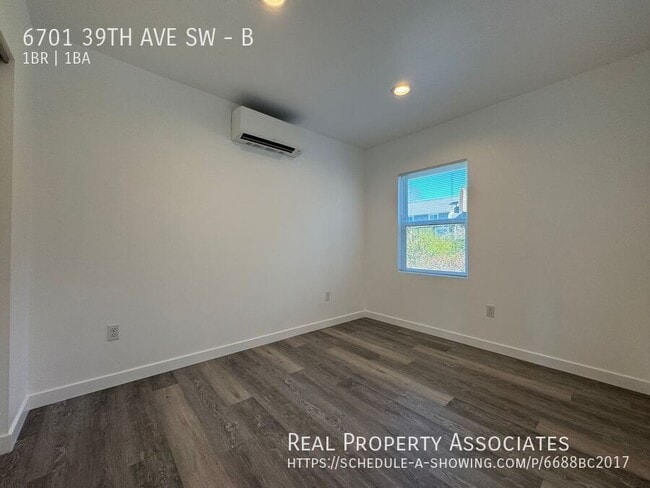 Photo - 6701 39th Ave SW Unit B