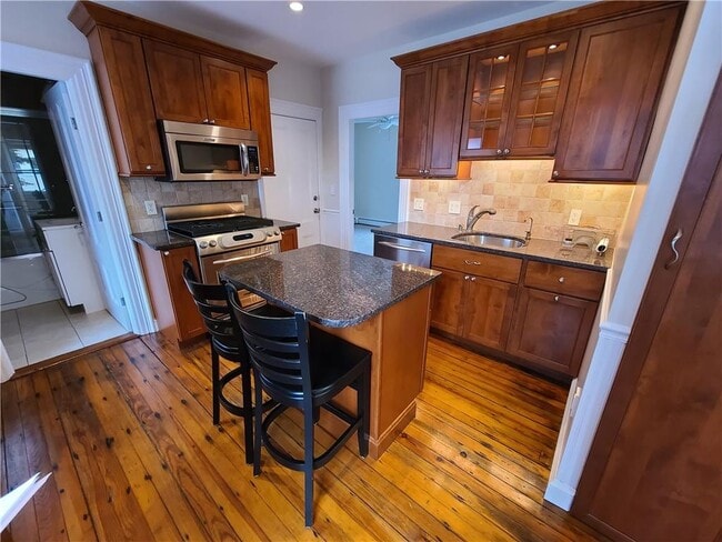 154 2nd St Unit 1