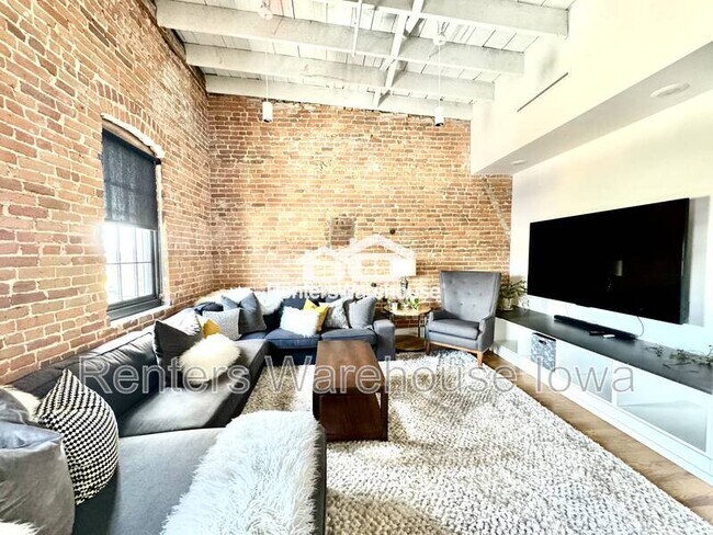 Photo - 112 SE 4th St Unit 301