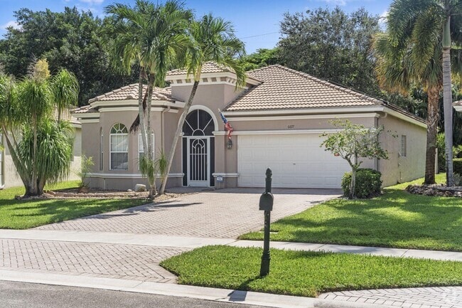 Building Photo - 6677 Southport Dr Rental