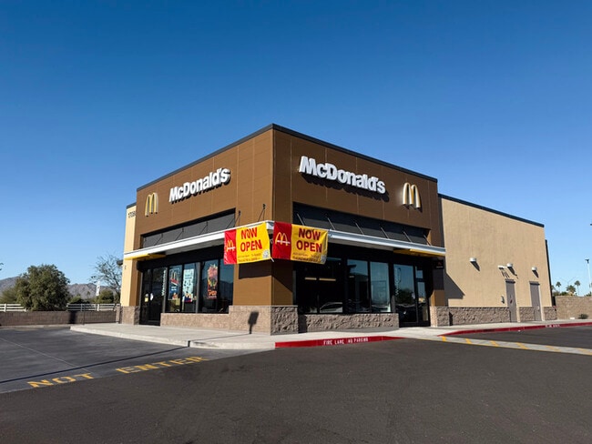 Photo - 2Bed/2Bath House in North Surprise! $199 MOVE-IN SPECIAL! Move-In Ready on 02/05/2026!