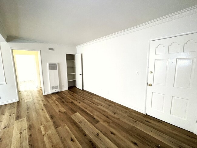 Palms Apartments
