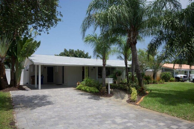 Photo - Step Into Sunshine: Modern Charm Meets Coa...