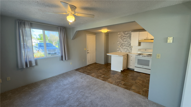 Photo - Studio Plus in Mount Vernon!!!