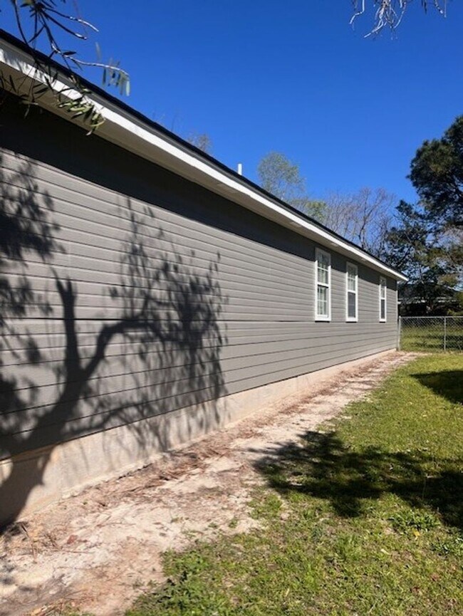 Photo - Home in Heatherwoods