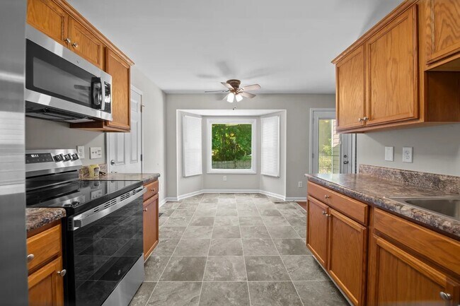 Photo - 1213 Butterwood Cir