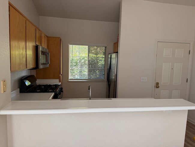 1424 Santander Ct