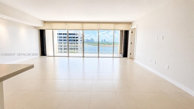 Photo - 2 Grove Isle Dr Unit B1706